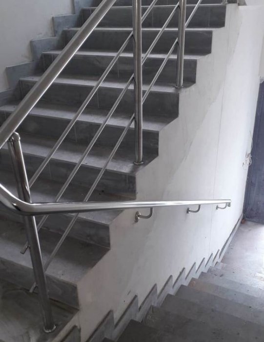 Ограждение лестничного марша, Екатеринбург, ул. Красноуральская