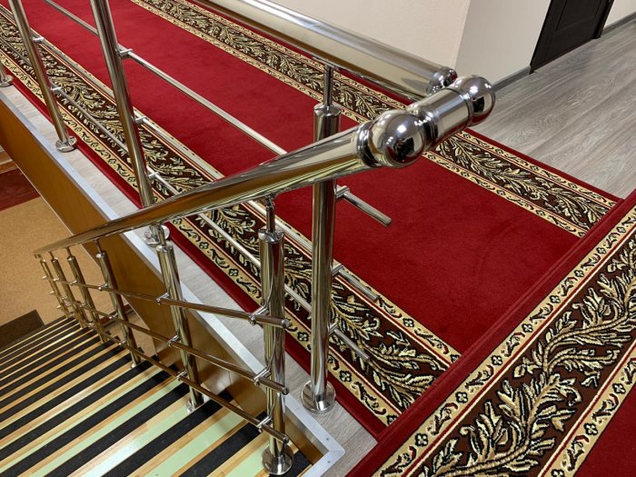 Ограждения лестницы в гостевой дом «Бумеранг», Губкинский, ХМАО