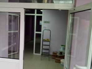 Входная группа и двери. Екатеринбург, ул. Альпинистов