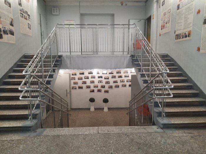 Лестничные ограждения для школы №21, р-н Вторчермет