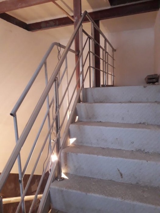 Ограждение лестницы, Вокзальная, 6