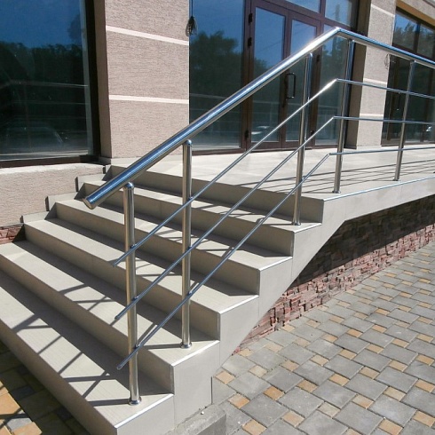 Перила для крылец