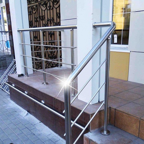 Перила для крылец