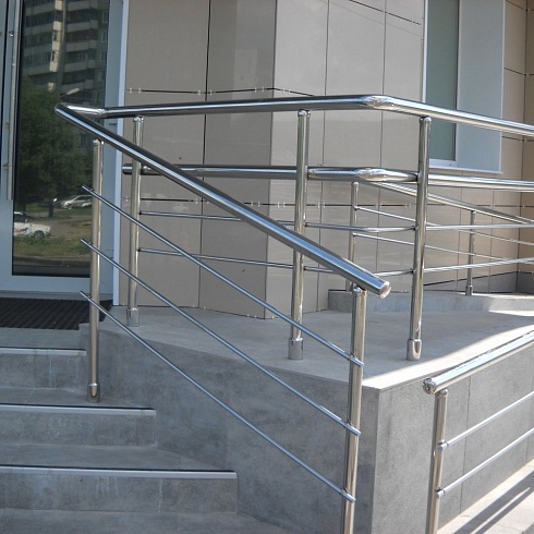 Перила для крылец