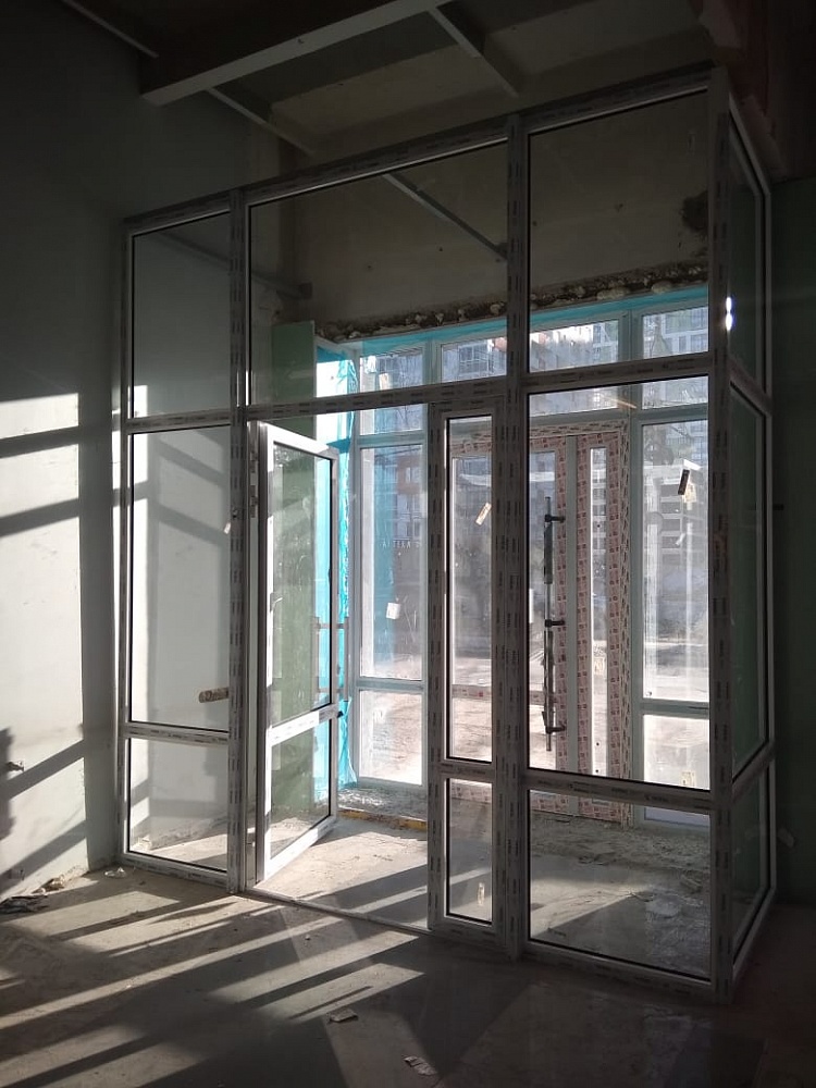 Входная группа для кафе.